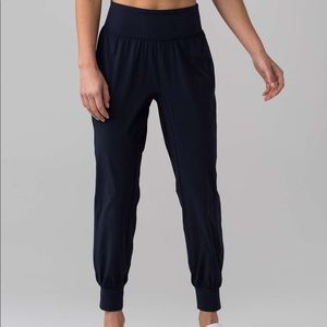 Lululemon Sun Setter Jogger